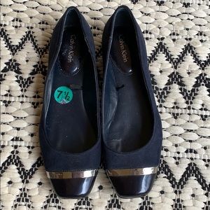 Calvin Klein Navy Flats 7.5M